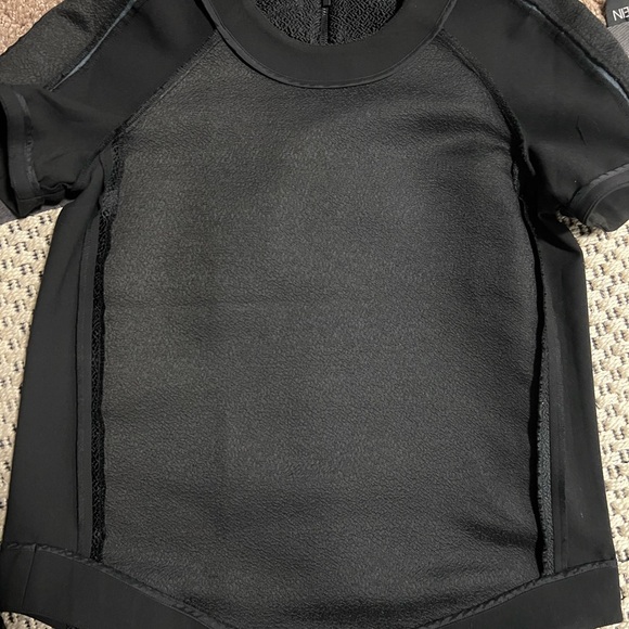 Elizabeth and James Blouse S - Picture 2 of 9